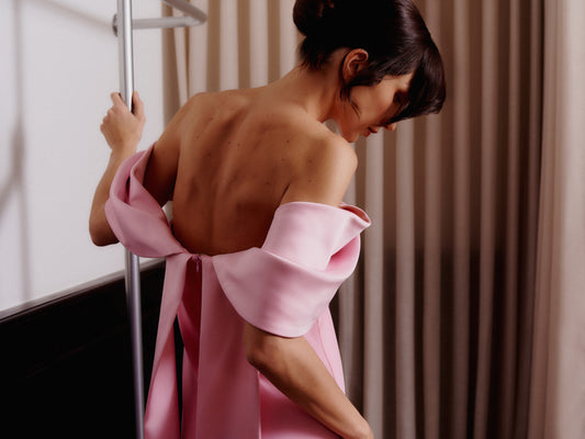 Vestido Moldura Rosa